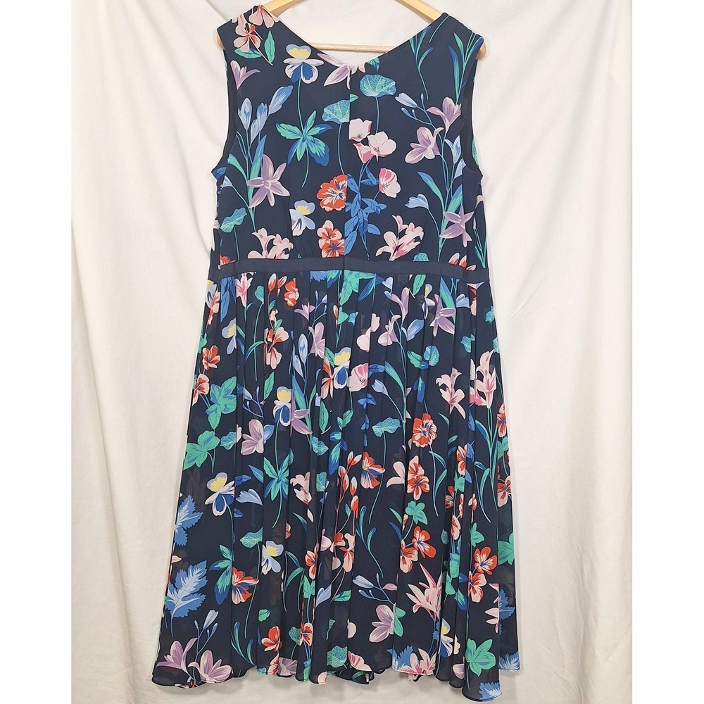 Talbots 14 Navy Floral Chiffon Midi Dress Fit Flare Pleat Garden Party Cocktail - Picture 2 of 9